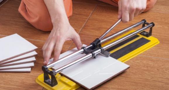 Découpe de carrelage